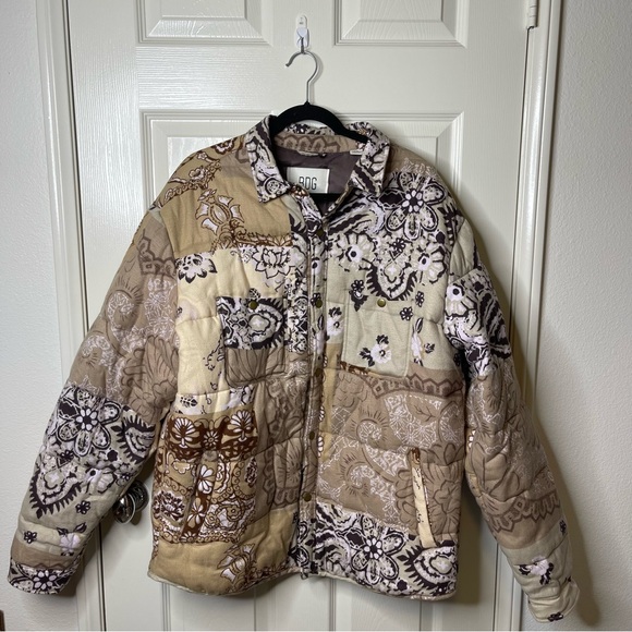 BDG Pattern Quilted Oversized Shirt Jacket Puffer In Beige and Brown Size Large - Picture 2 of 16